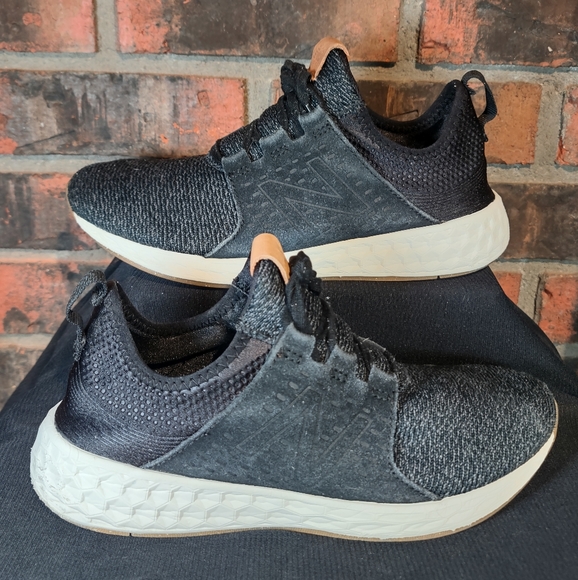 Mens New Balance Fresh Foam Cruz VI Sneakers - Picture 2 of 9